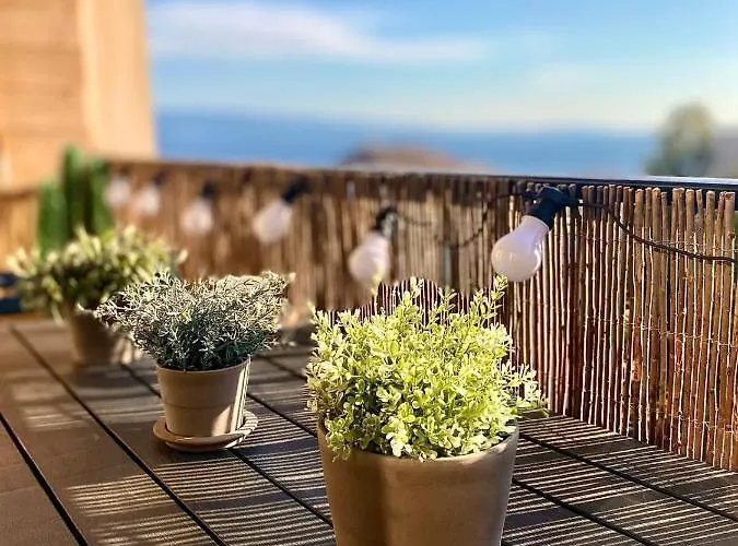 Vue Mer Au Carre D'or De Ajaccio - Parking, Wifi アパート *