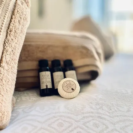 Vue Mer Au Carre D'or De Ajaccio - Parking, Wifi Apartment *