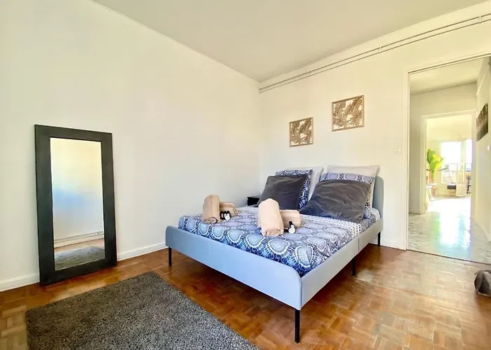 Vue Mer Au Carre D'or De Ajaccio - Parking, Wifi Apartment *