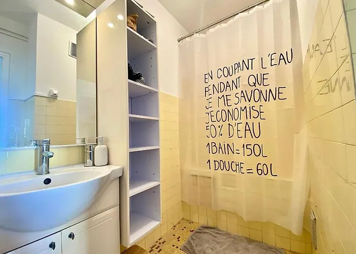 Appartement Vue Mer Au Carre D'or De Ajaccio - Parking, Wifi *